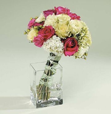 Glass Vase Floral Arrangement 18