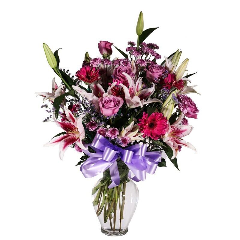 Glass Vase Floral Arrangement 22
