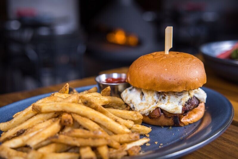 Casa Fuego Burger
