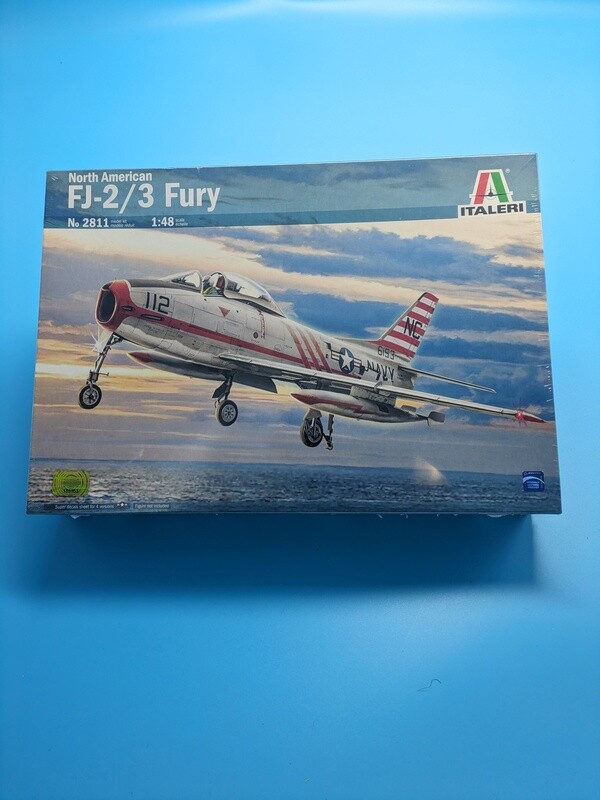 North American FJ-2/3 Fury ITALERI 1/48