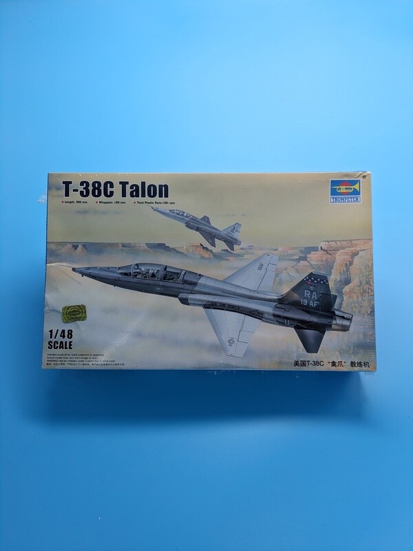 T-38C Talon TRUMPETER 1/48