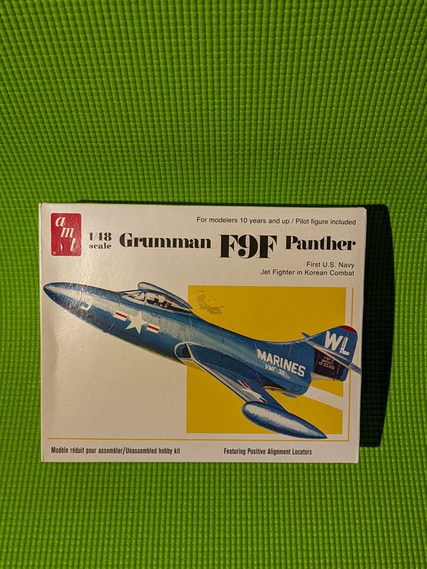 Grumman F9F Panther AMT ERTL 1/48