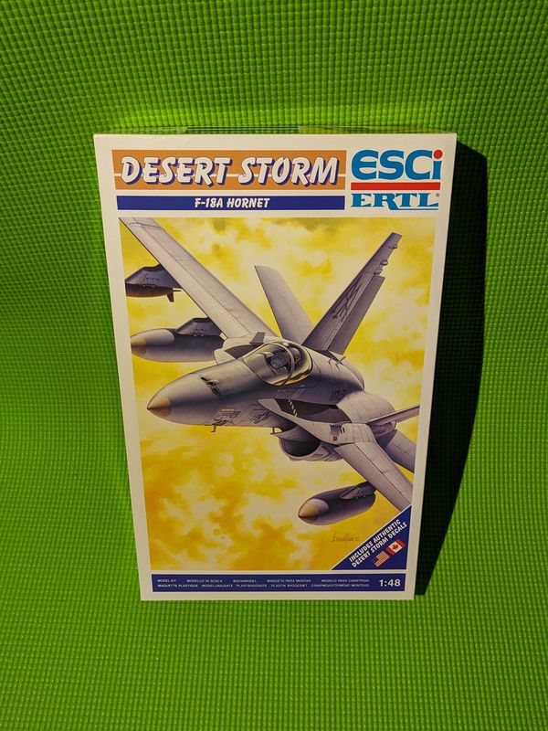 Desert Storm F-18A Hornet ESCI 1/48