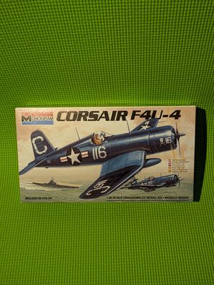 Corsair F4U-4 MONOGRAM 1/48