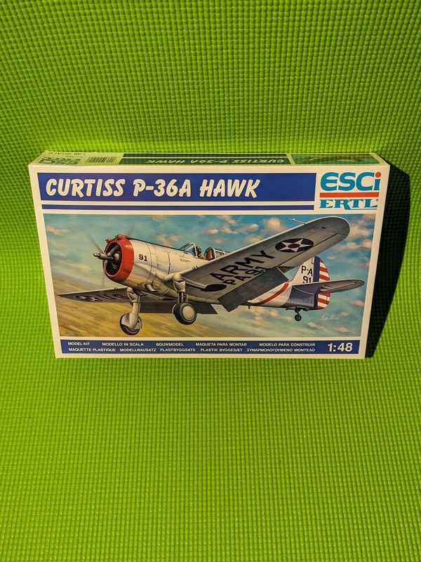 Curtiss P-36A Hawk ESCI 1/48