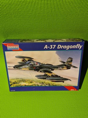 A-37 Dragonfly MONOGRAM 1995 1/48