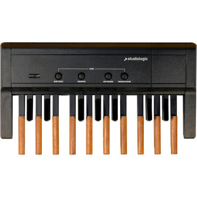 Studiologic MP-117 MIDI Foot Controller Pedal Board Studiologic MP-117 MIDI Foot Controller Pedal Board