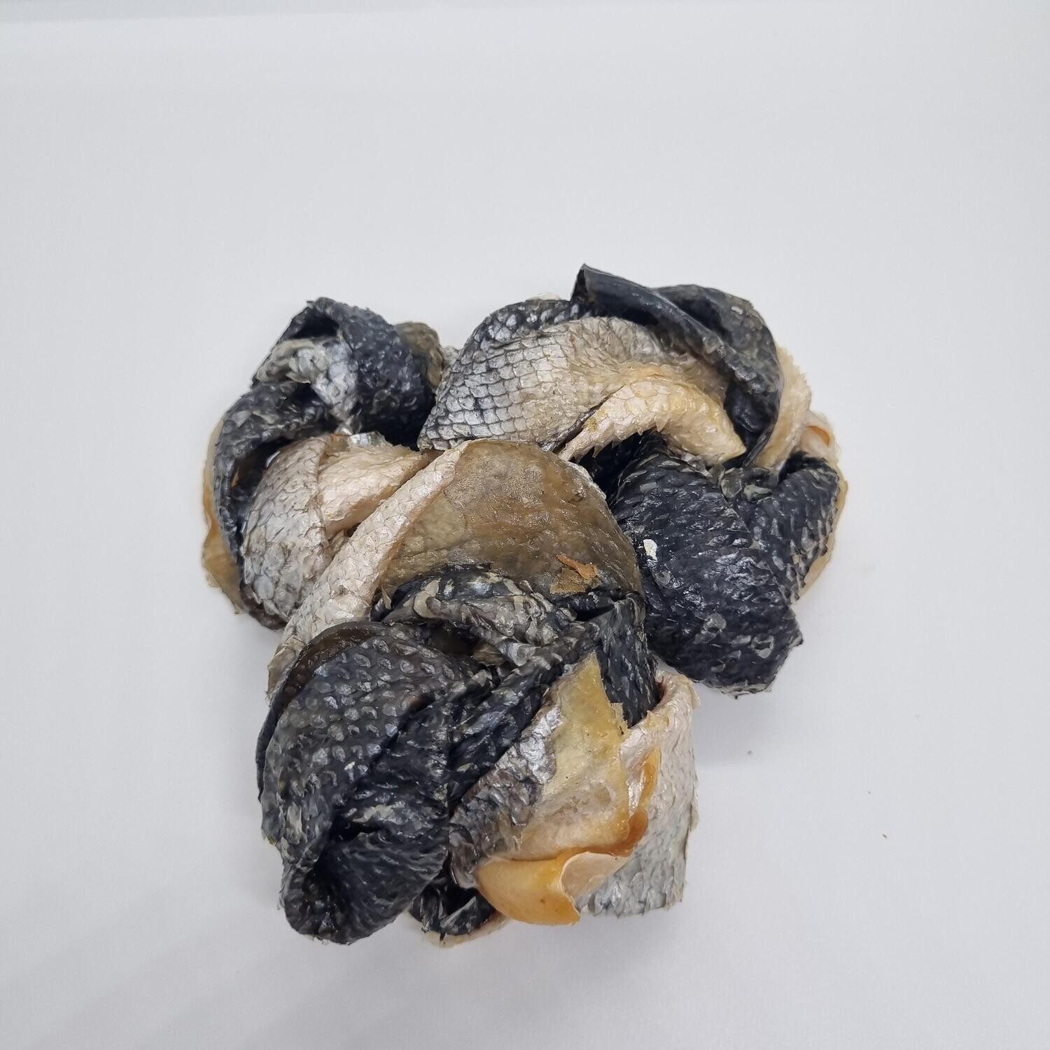 Salmon knots