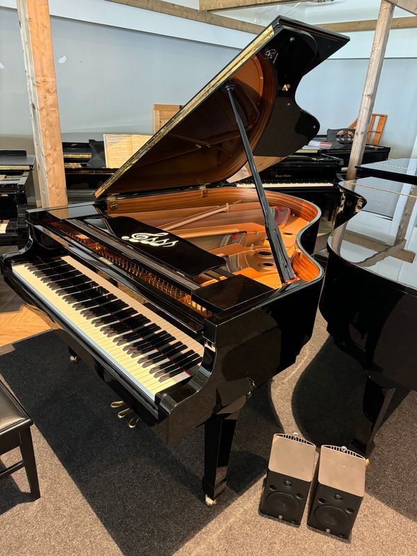 Yamaha C3