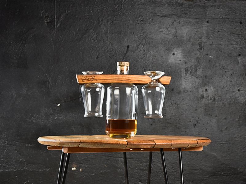 Whiskey Serving Set – Personalised Gift With Tuath Glasses