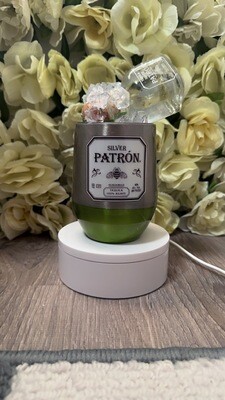 &quot;PATRON ME&quot;