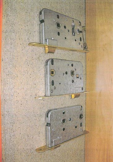 CERRADURA PUERTA DE PASO URFIC
 COD-HE0112