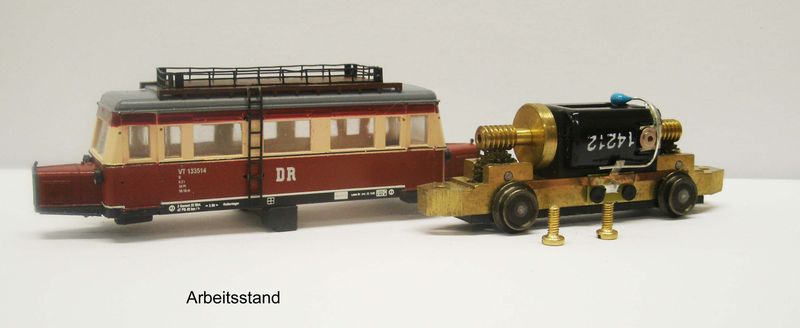 VT 133, DR, Ep. III, Wismarer Schienenbus "Schweineschnäutzchen"