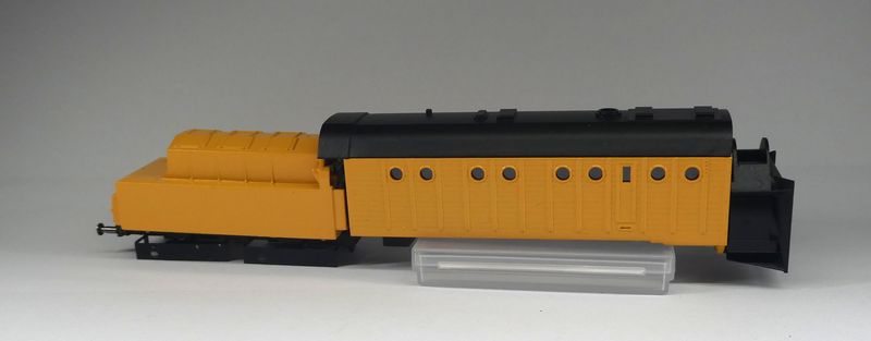 geplante Neuheit I/ 2026: 6achs. Henschel-Dampfschneeschleuder 30 50 979 5216-5 der Rbd Greifswald, Bw Stralsund, DR, Ep. IV