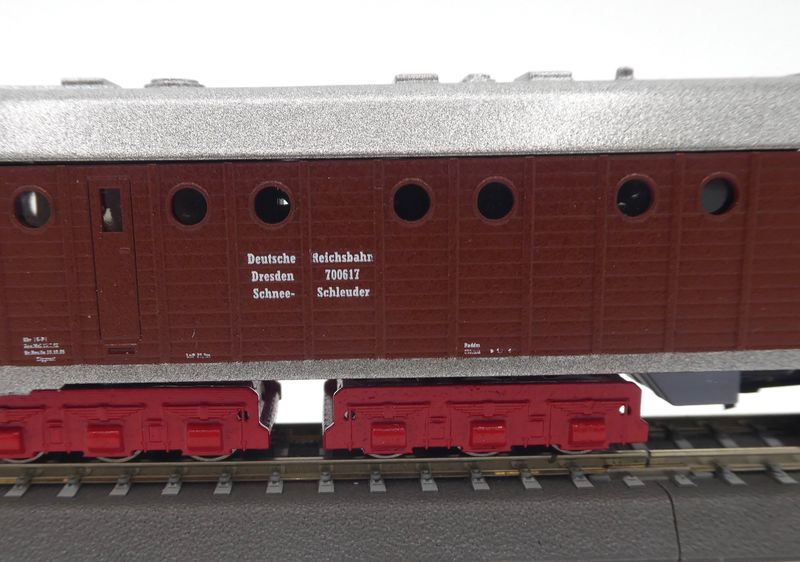 Neuheit 2026: 6achs. Henschel-Dampfschneeschleuder mit Tender, Dresden, DRG