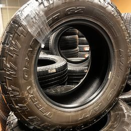 SET OF 4 USED LIKE NEW 2856518 125/122R NITTO AT TERRA GRAPPLER G2