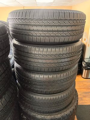 SET OF 4 USED LIKE NEW 2255519 99V TOYO A36