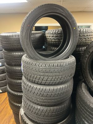 SET OF 4 NEW 2354517 97W ROADONE CALVARY UHP