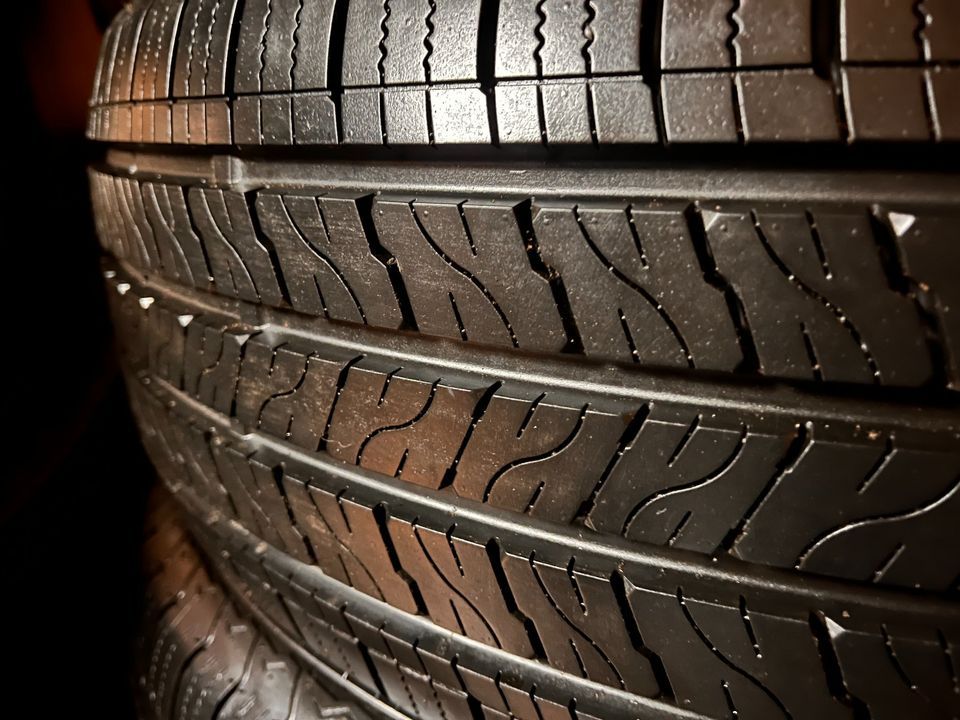 SET OF 4 USED LIKE NEW 2355520 102H GOODRIDE CROSSLEGEND SU320 M+S