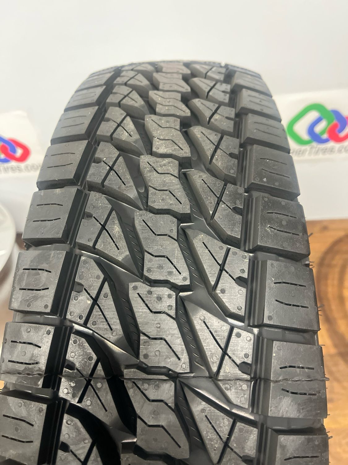 PAIR OF 2 NEW 2158516 115/120Q LT ROADONE CALVARY A/T M+S