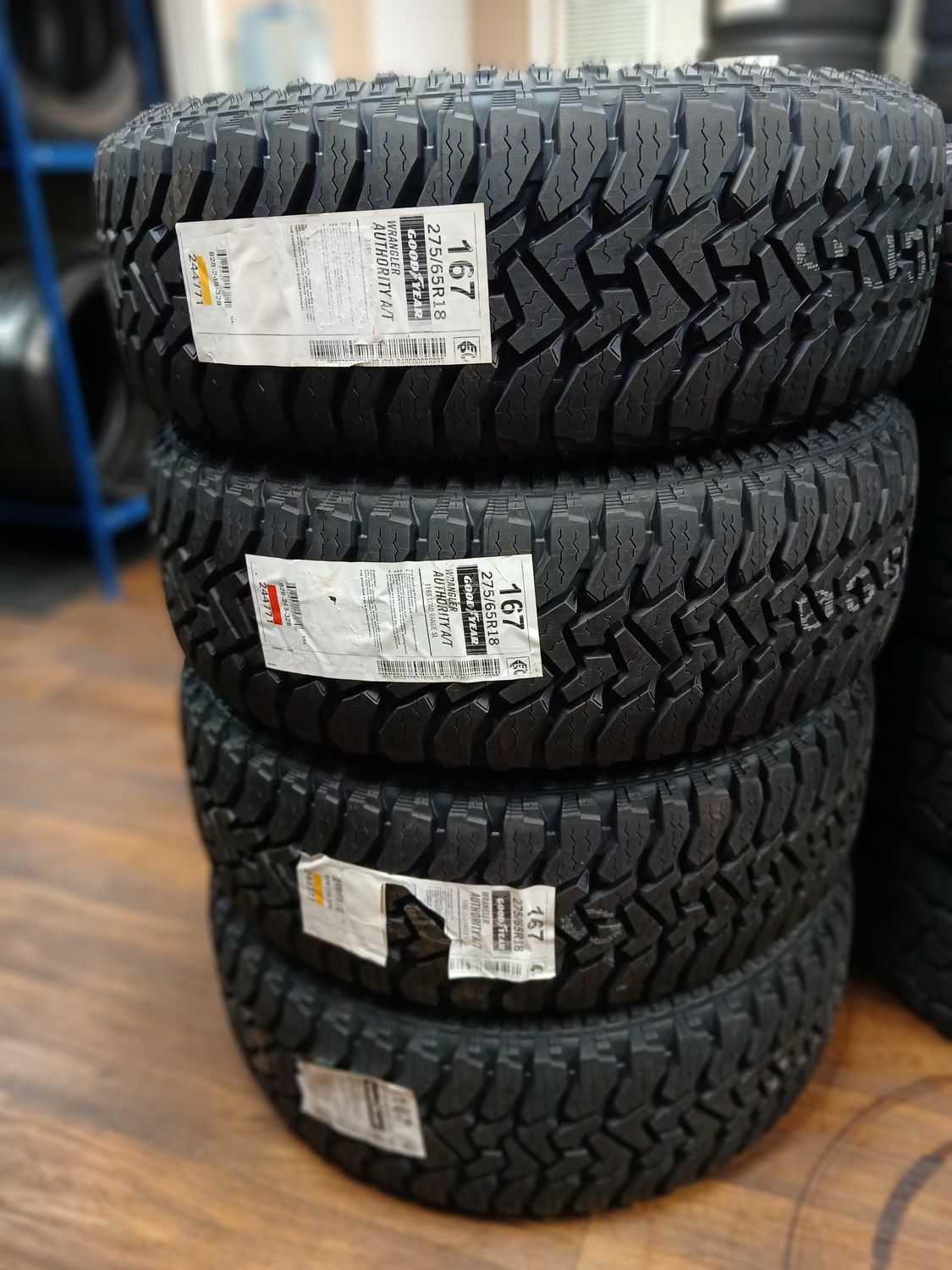 SET OF 4 BRAND NEW 2756518 GOODYEAR WRANGLER  AUTHORITY A/T 116S DOT-0125