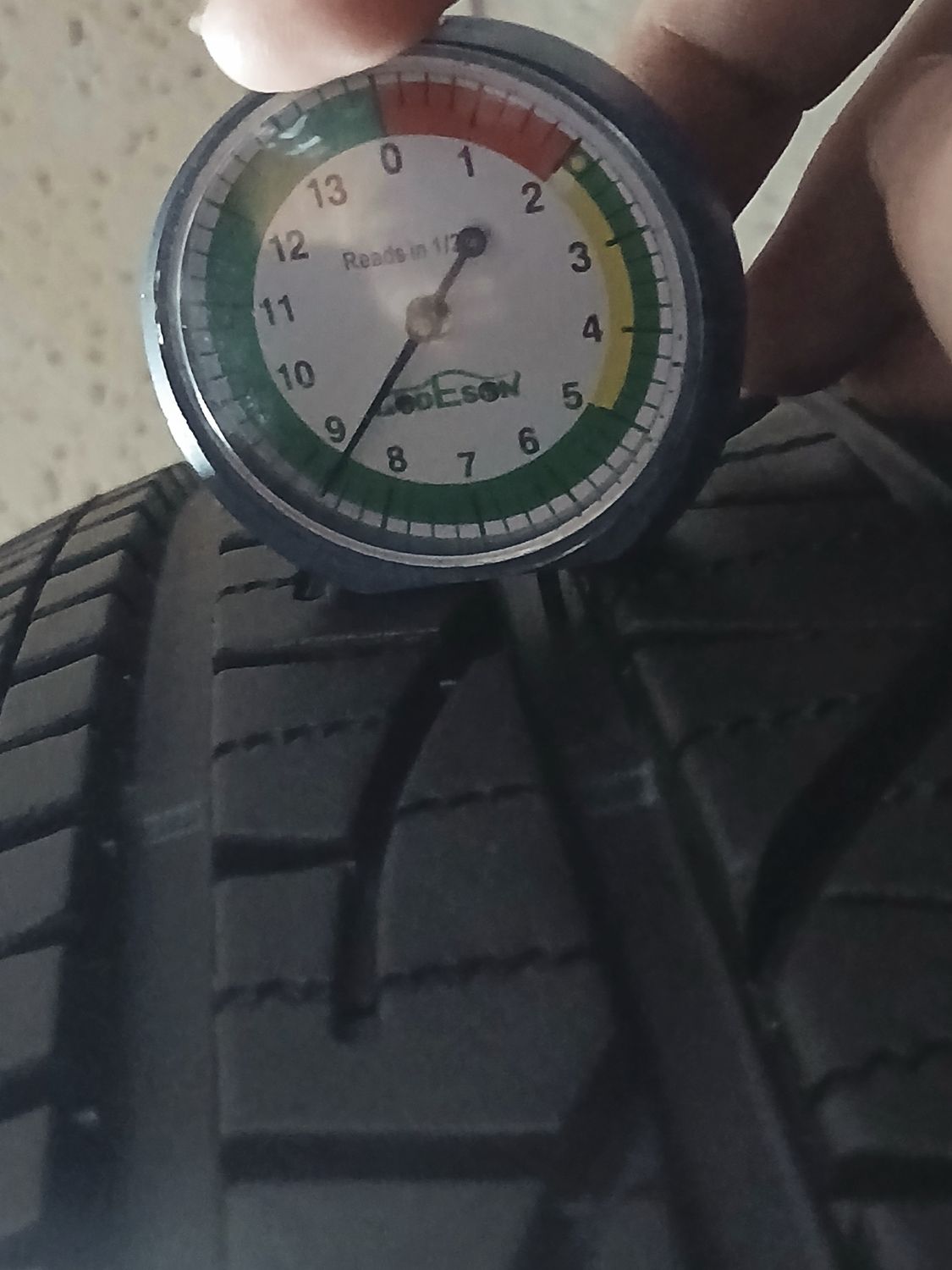 SET OF 4 USED HIGH TREAD 2355519 FIRESTONE DESTINATION LE3 M/S 101H 8.5+/32NDS