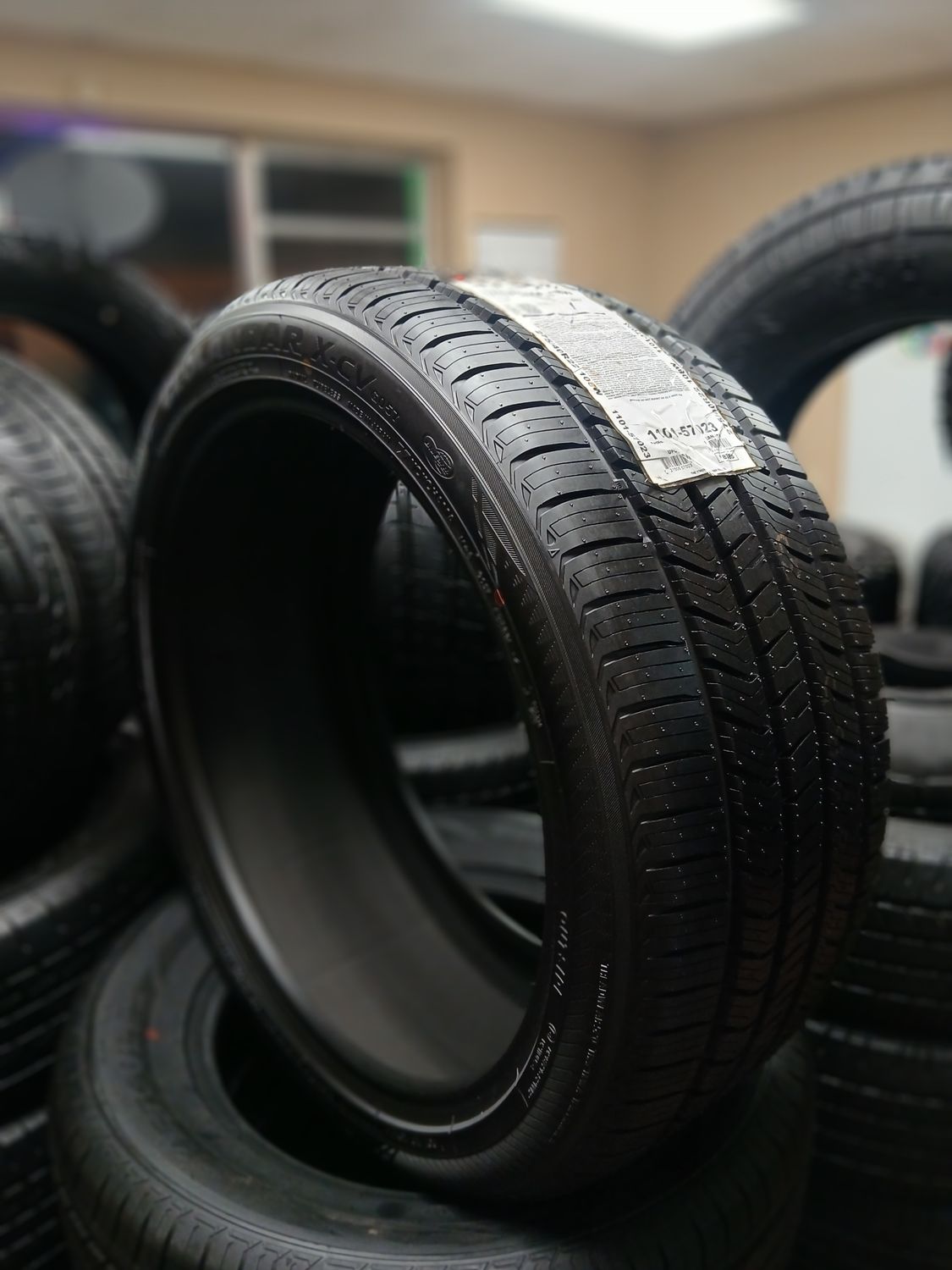 1 SINGLE BRAND NEW 2754022 YOKOHAMA GEOLANDER X-CV G057 108W