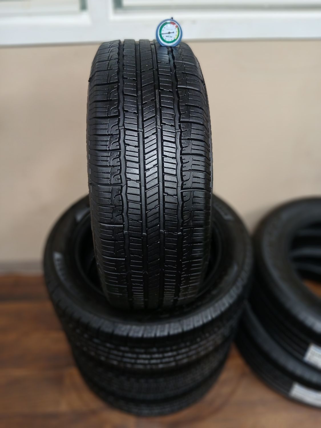 SET OF 4 USED LIKE NEW 2155517 GOODYEAR RELIANT ALL SEASON 94V DOT4024