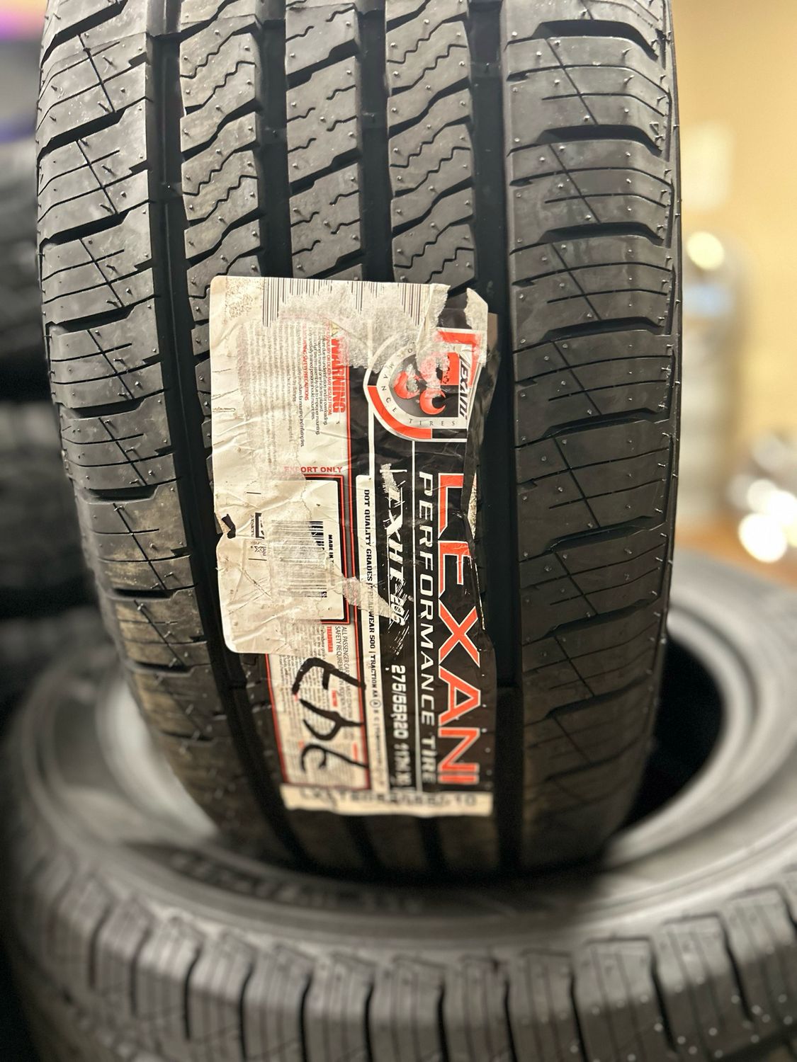 1 SET OF 4 BRAND NEW 275/55R20 LEXANI LXHT 206 XL 117H
