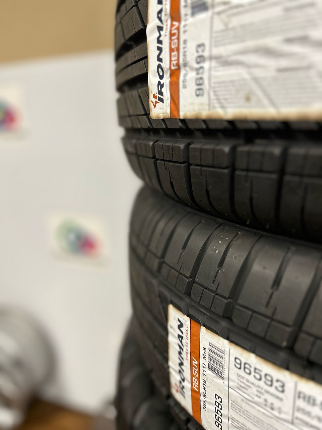 SET OF 4 BRAND NEW 2556518 IRONMAN RB-SUV 111T
