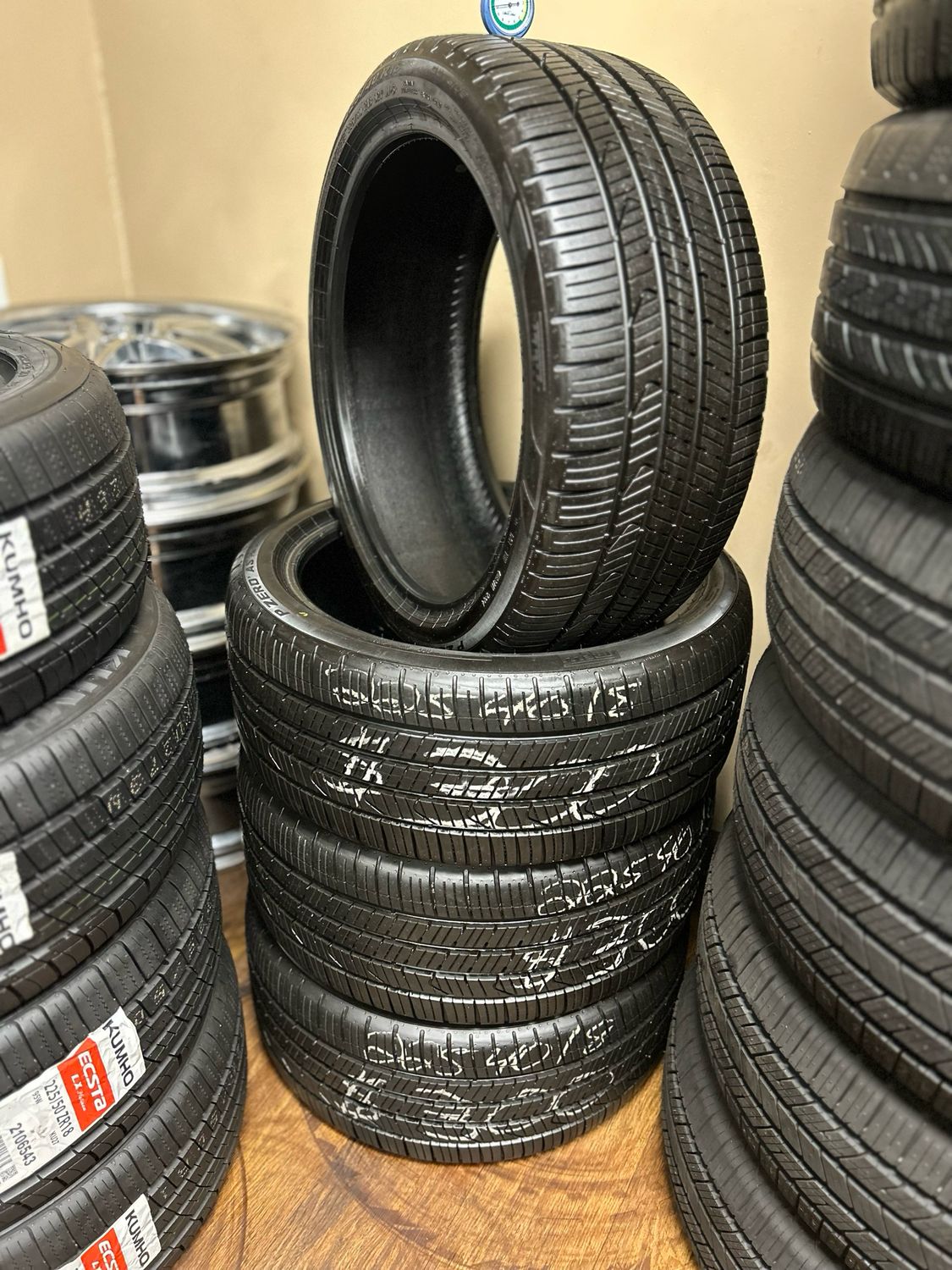 SET OF 4 LIKE NEW USED 225/40R18 PIRELLI P ZERO AS PLUS 3 *TREAD DEPTH:10/32=99%