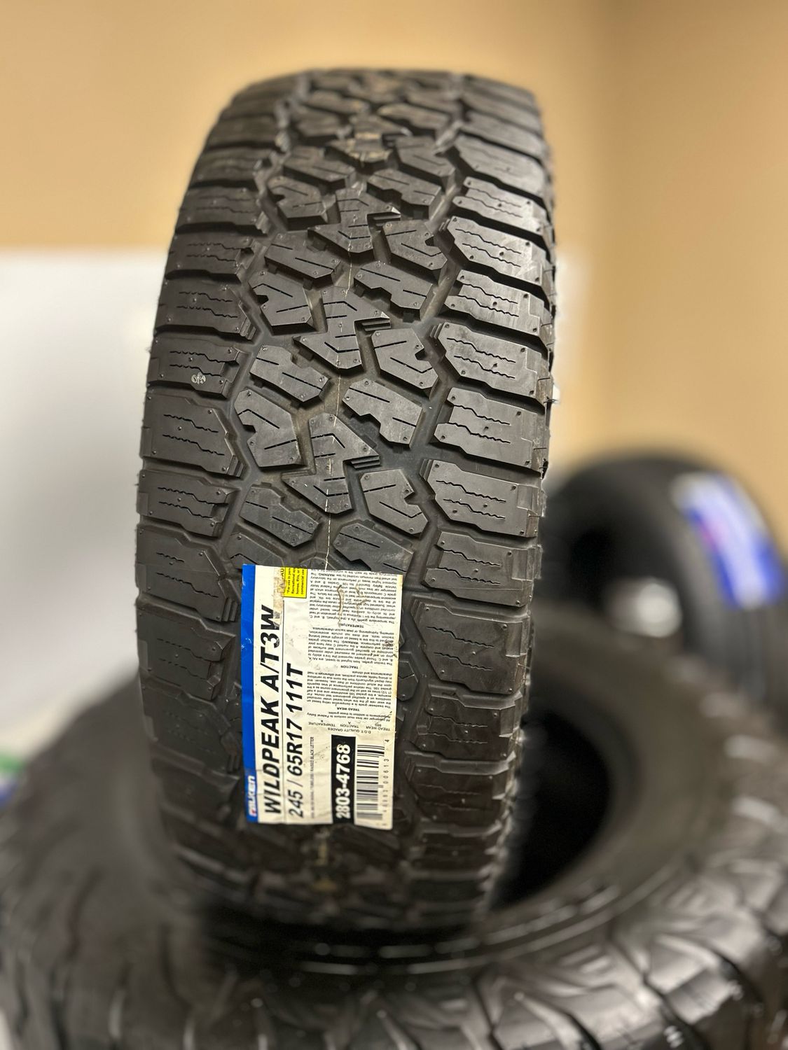 1 SINGLE NEW 2456517 FALKEN WILDPEAK AT3W 111T