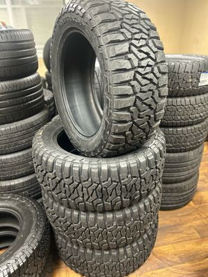 SET OF 4 BRAND NEW 35x12.5022 LT ROVELO RIDGETRAK R/T RT01