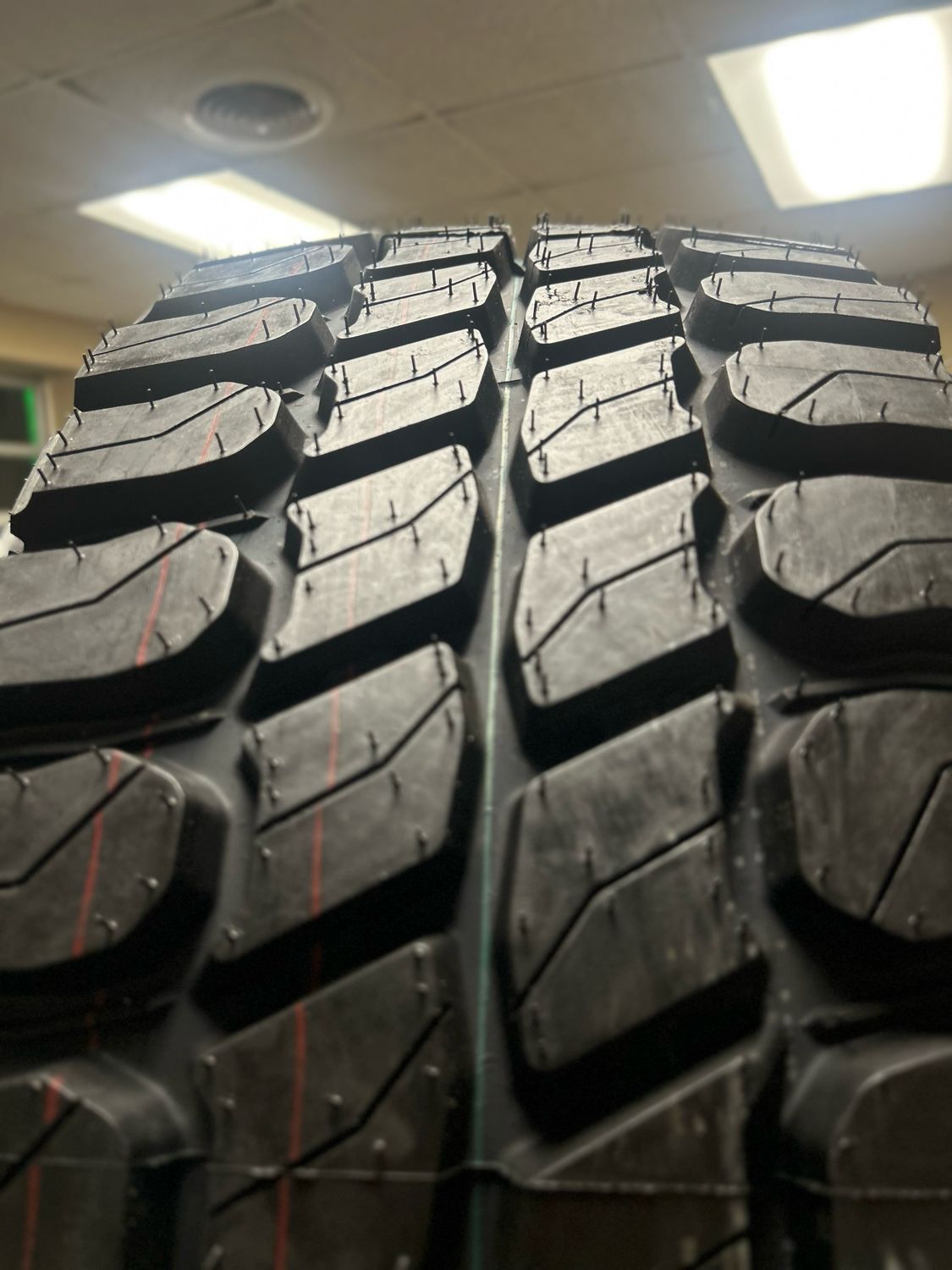 SET OF 4 BRAND NEW 35x12.5022 LT GLADIATOR QR900- M/T 10PLY 117Q