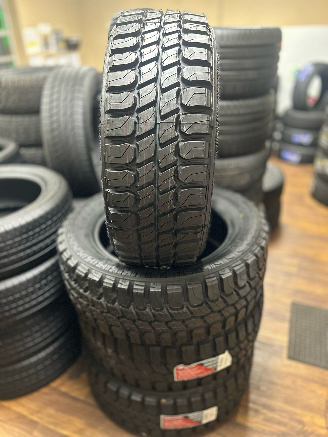 SET OF 4 BRAND NEW 35x12.5022 LT GLADIATOR QR900- M/T 10PLY 117Q