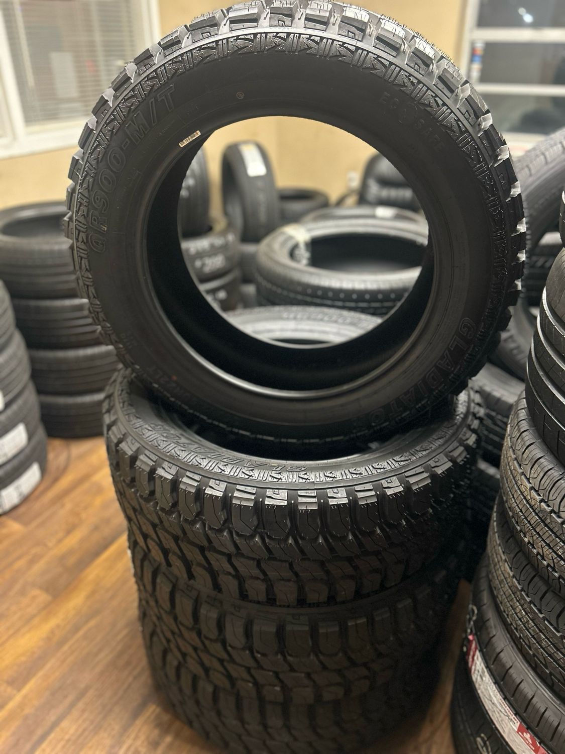 SET OF 4 BRAND NEW 35x12.5022 LT GLADIATOR QR900- M/T 10PLY 117Q