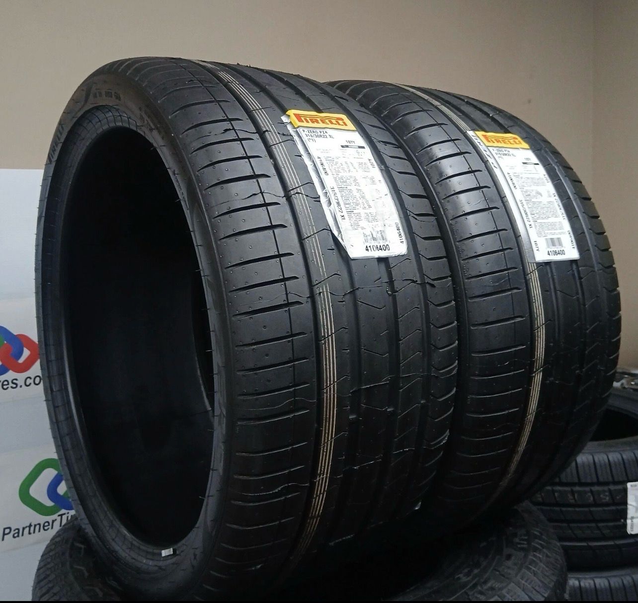 1 PAIR OF NEW 3153022 PIRELLI P-ZERO PZ4 107Y