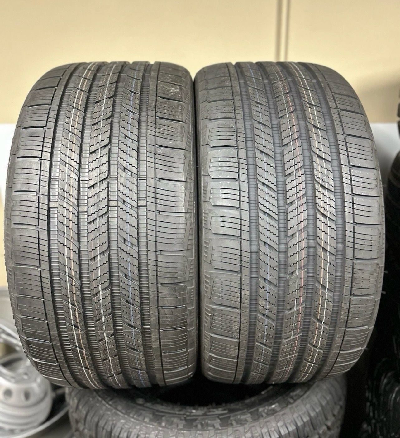 1 PAIR OF BRAND NEW 315/40R21 BRIDGESTONE ALENZA SPORT A/S ENLITEN 115V DOT3723