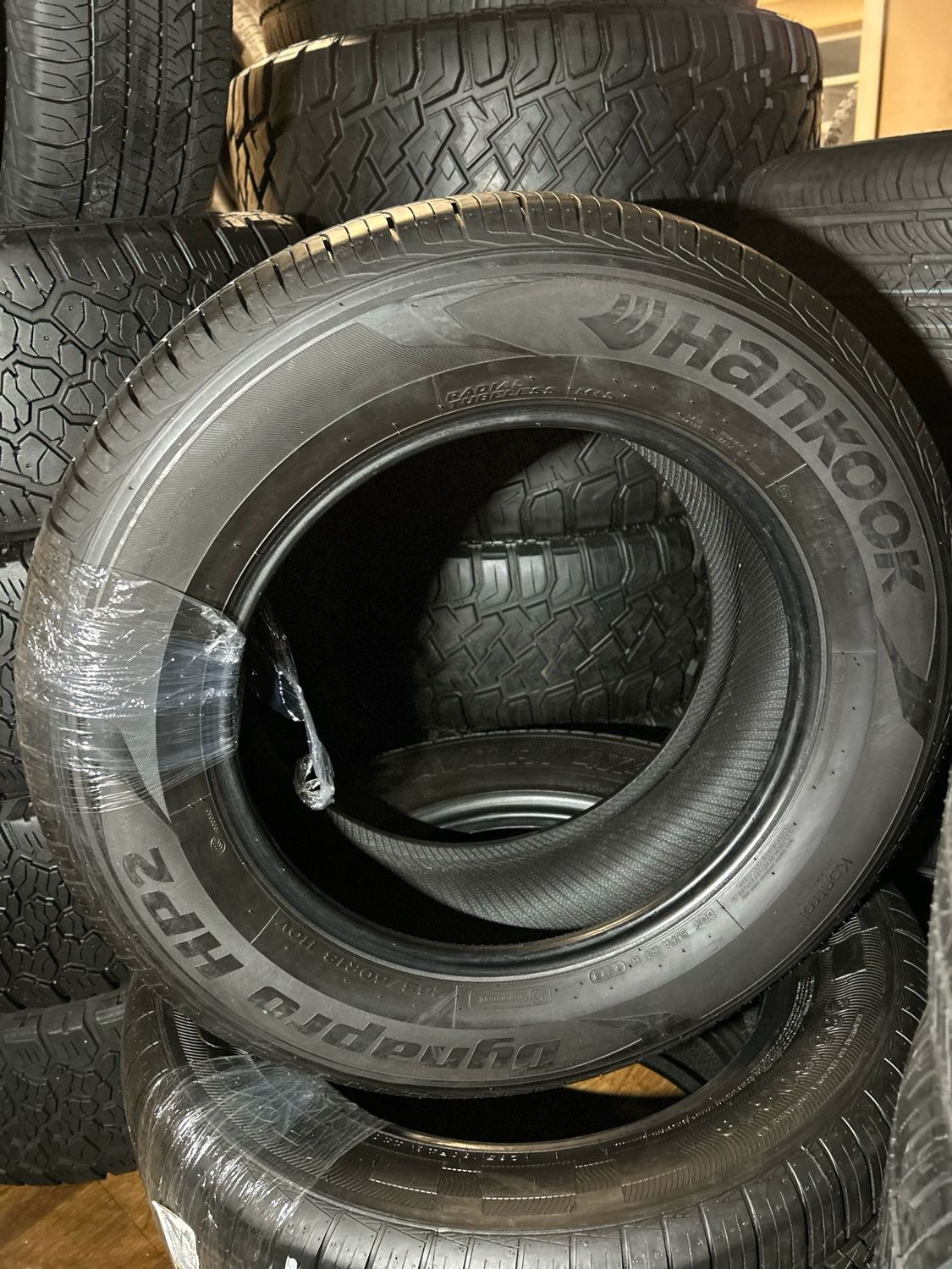 1 SINGLE USED HIGH TREAD 2656018 HANKOOK DYNAPRO HP2 110H