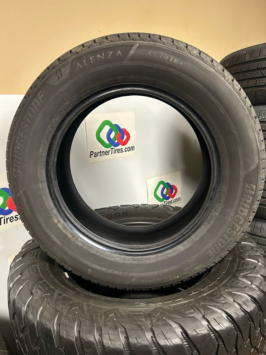 1 SINGLE BRAND NEW 255/60R18 BRIDGESTONE ALENZA AS ULTRA 112V