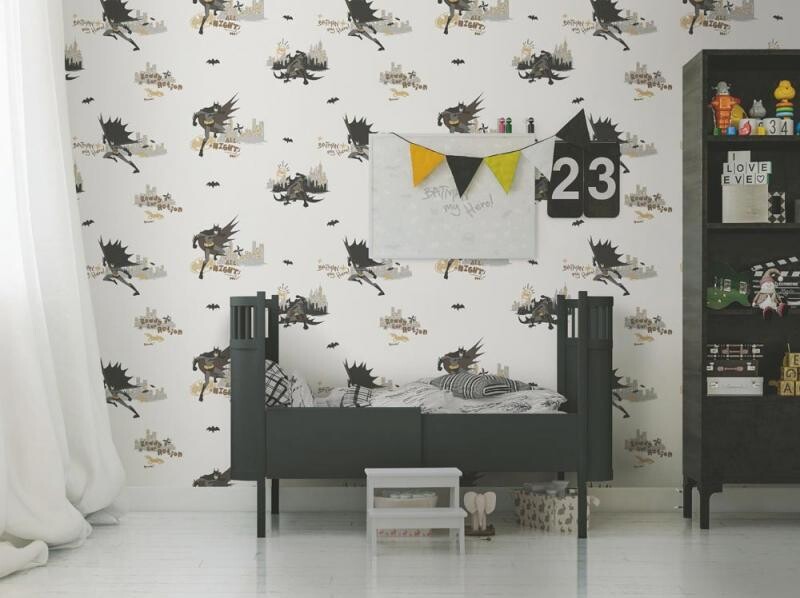 Batman figured and light colored wallpaper