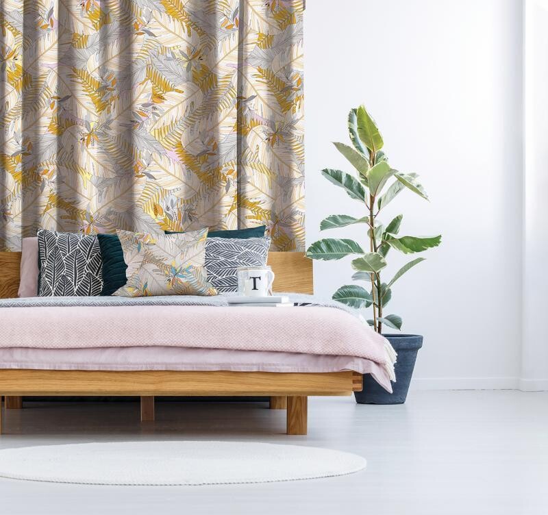 ONE COLOR  CURTAIN READY TO USE