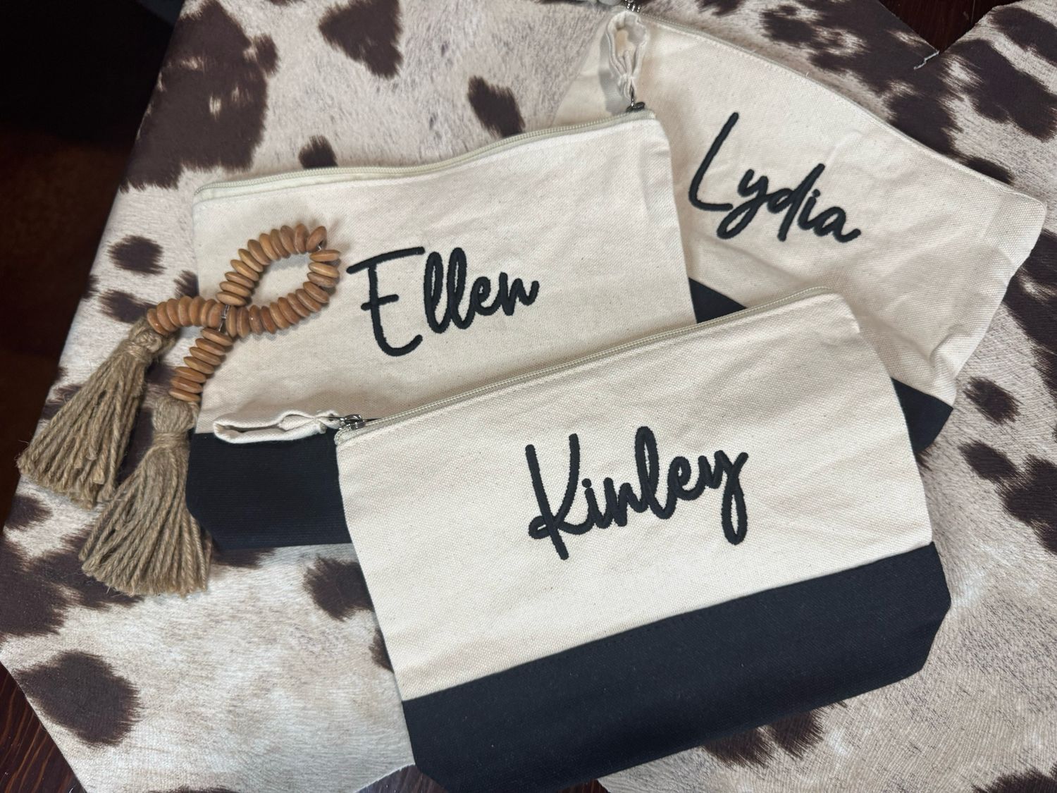 Personalized Black Canvas Makeup Bag – Custom Name Travel Pouch, Small Cosmetic Bag for Bridesmaids, Gifts, or Everyday Use