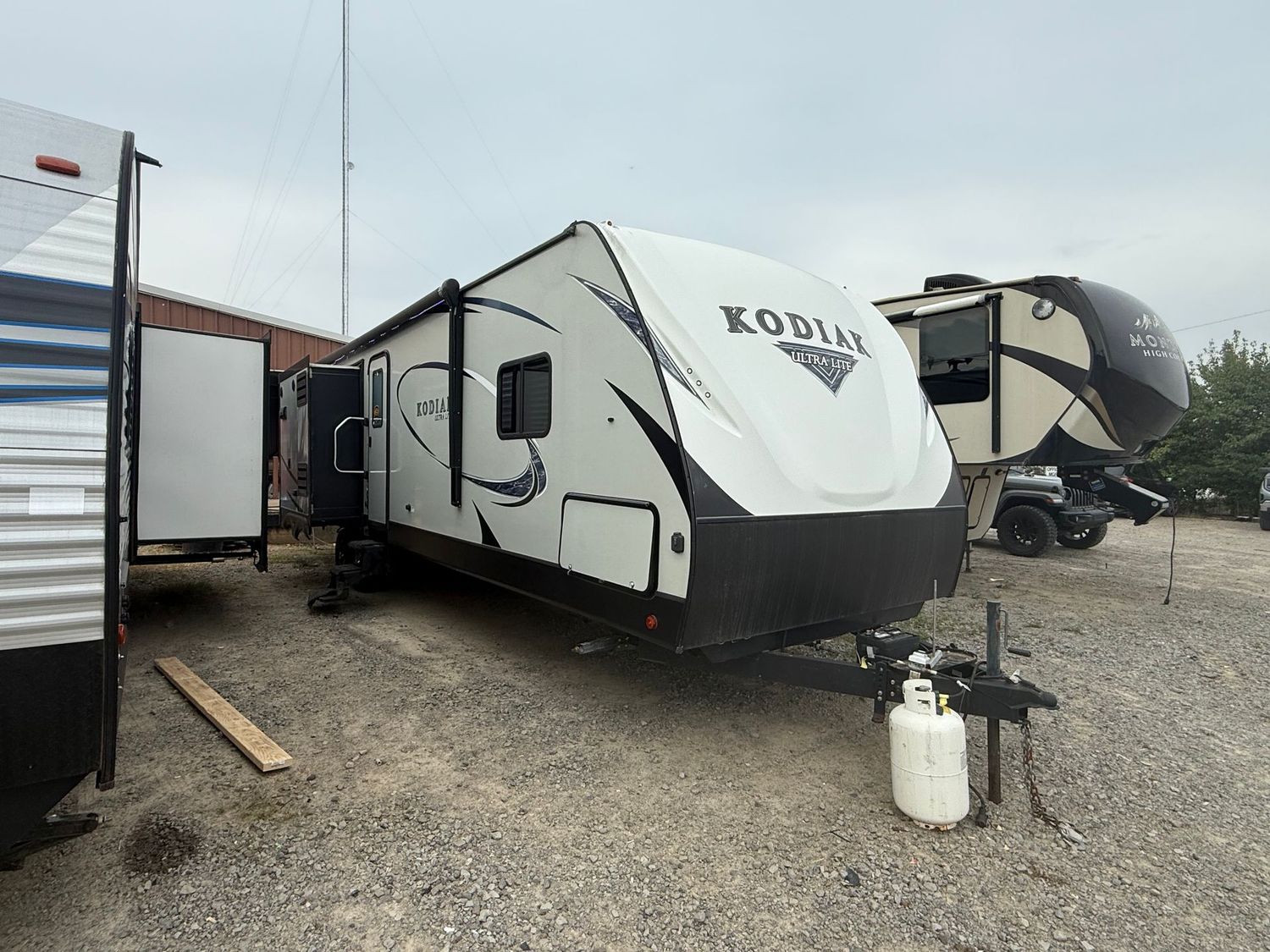 2018 Dutchmen Kodiak 331BHS