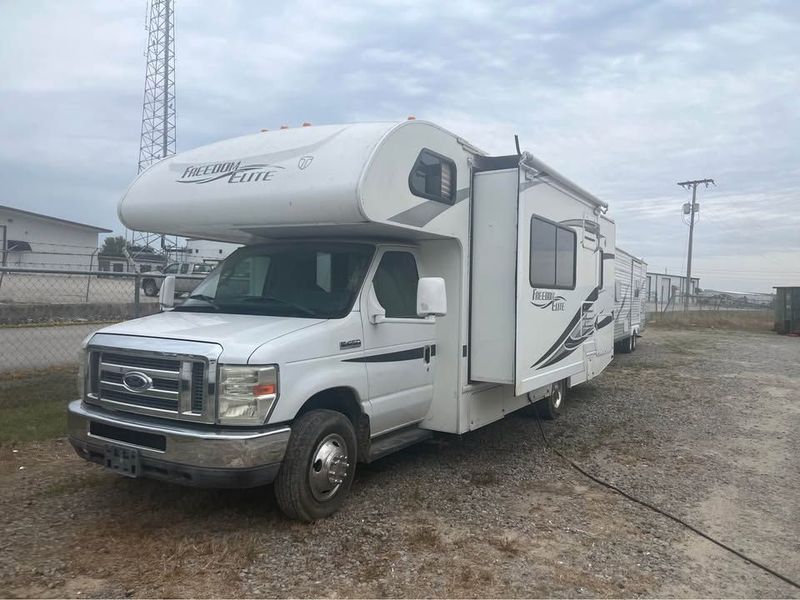 2012 Freedom Elite 26E 2012 Freedom Elite 26E