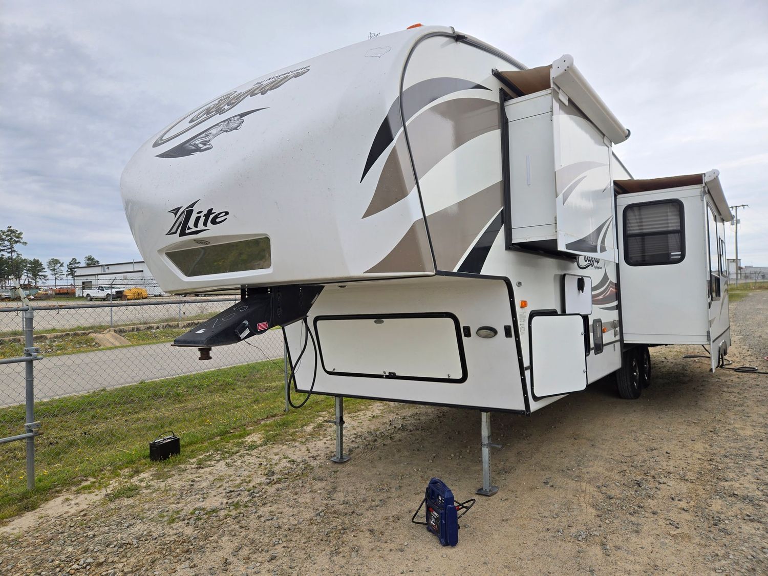 2014 Keystone Cougar XLite