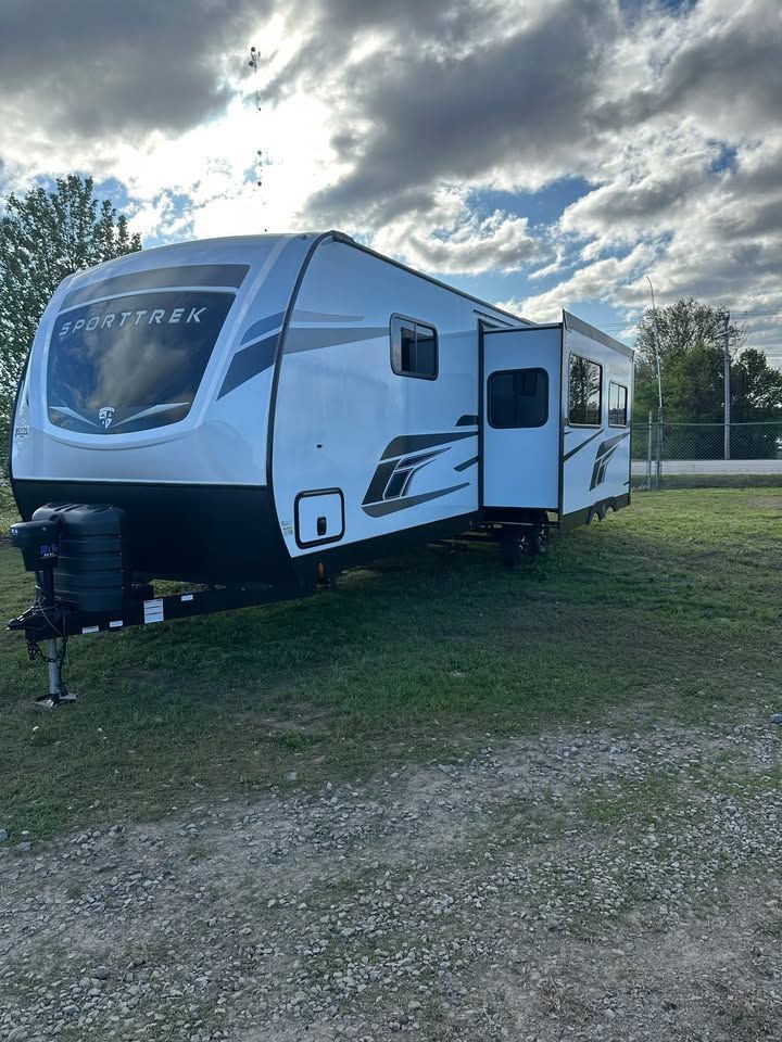 2026 Venture RV SportTrek 292VBH