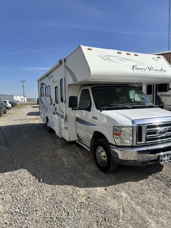 2014 Thor Four Winds Class C Motorhome 2014 Thor Four Winds Class C Motorhome