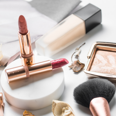 MAKEUP