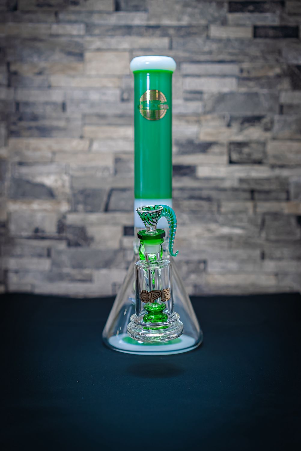 On Point Glass - 14&quot; Beaker &amp; Ash Catcher | Green